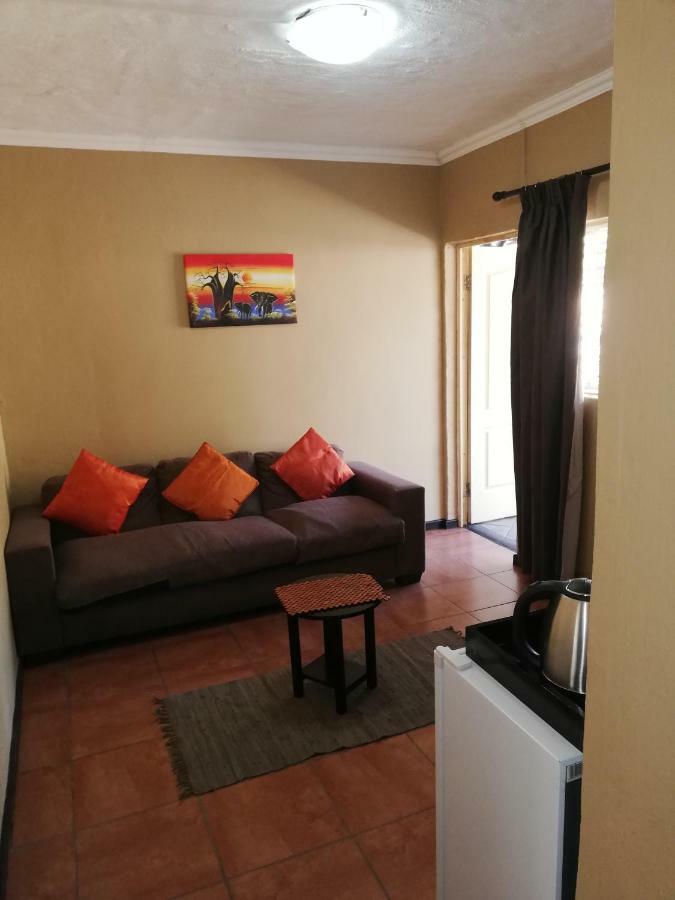 Villa Schreiner Guest House Randburg Eksteriør bilde